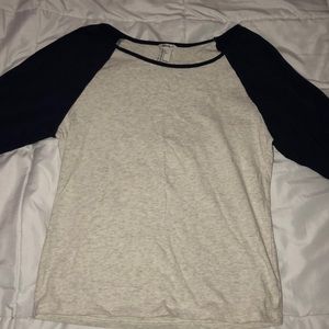 Half sleeve baseball tee